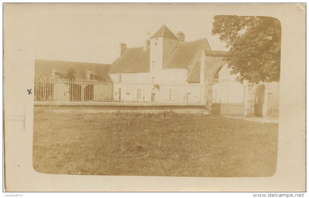 CARTE PHOTO CHATEAU NON IDENTIFIE LIRE LE TEXTE AU VERSO - Te Identificeren