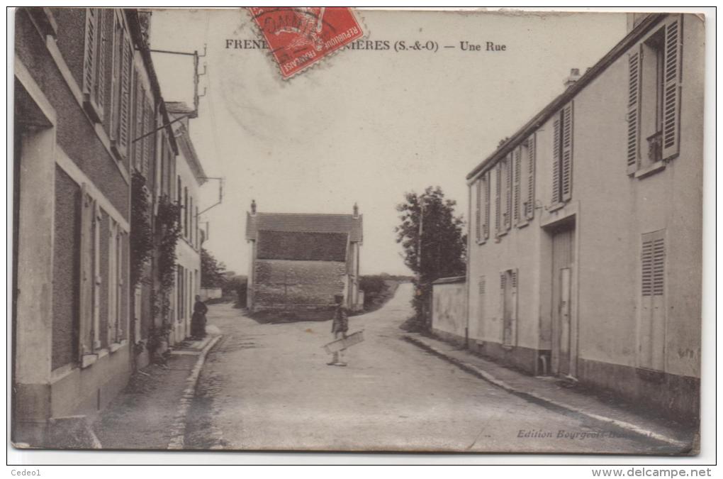 FRENEUSE BONNIERES  UNE RUE - Freneuse