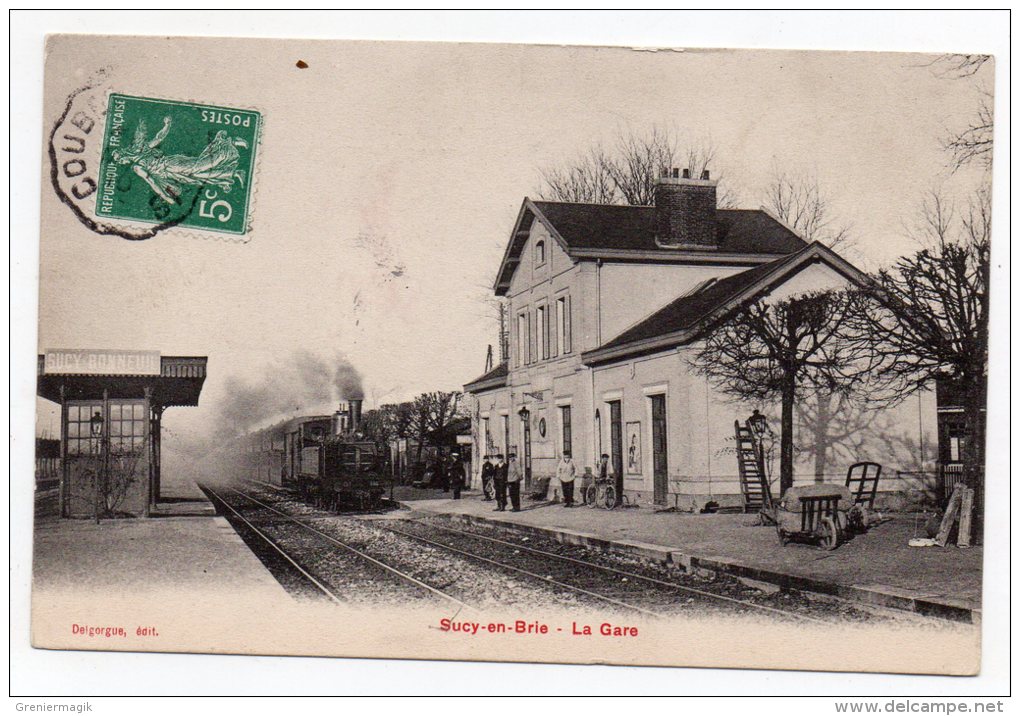 Cpa 94 - Sucy En Brie - La Gare (intérieur Avec Train) - Sucy En Brie