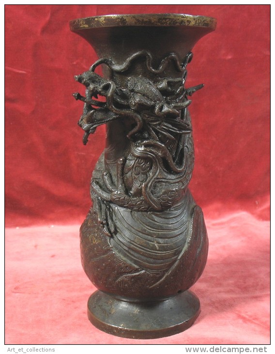 Intéressant Vase Chinois En Bronze D’époque XIXè - Art Asiatique