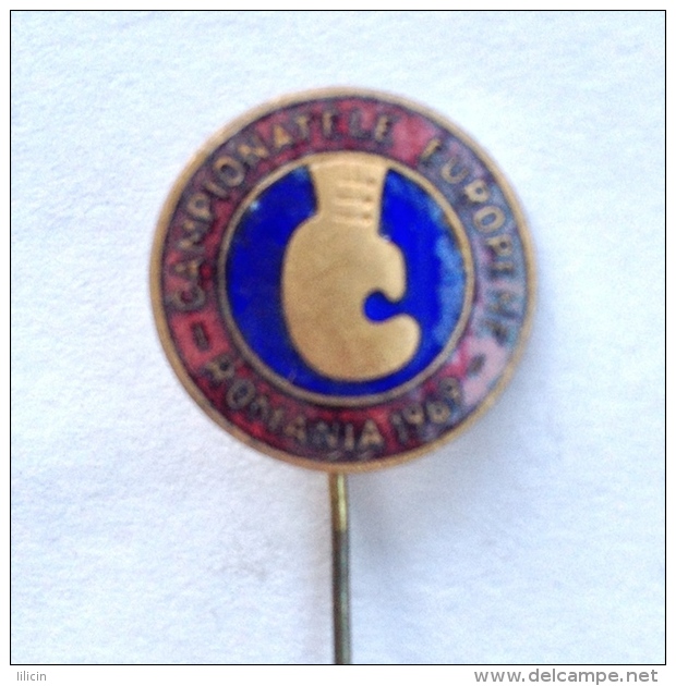 Badge Pin ZN000270 - Boxing Romania București (Bucuresti) European Championships 1969 - Boxe