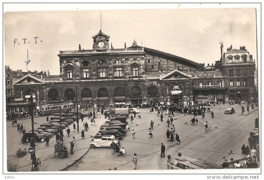 LILLE  La Gare La Poste  - Timbre Décollé - Lille