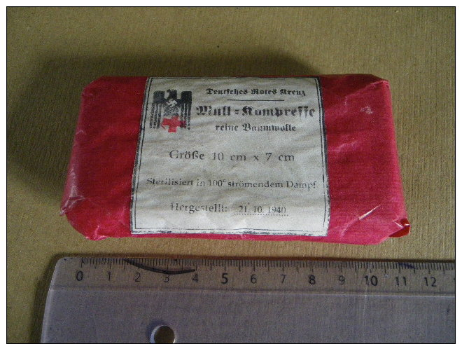 Mull-Kompresse 10cmX7cm (rouge) 1940 Allemand - Equipement