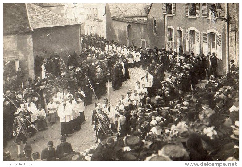 Bourges (attribué A ):   Vouzeron ??     18   Religion  Evènement  Lequel ?   (carte Photo) - Bourges