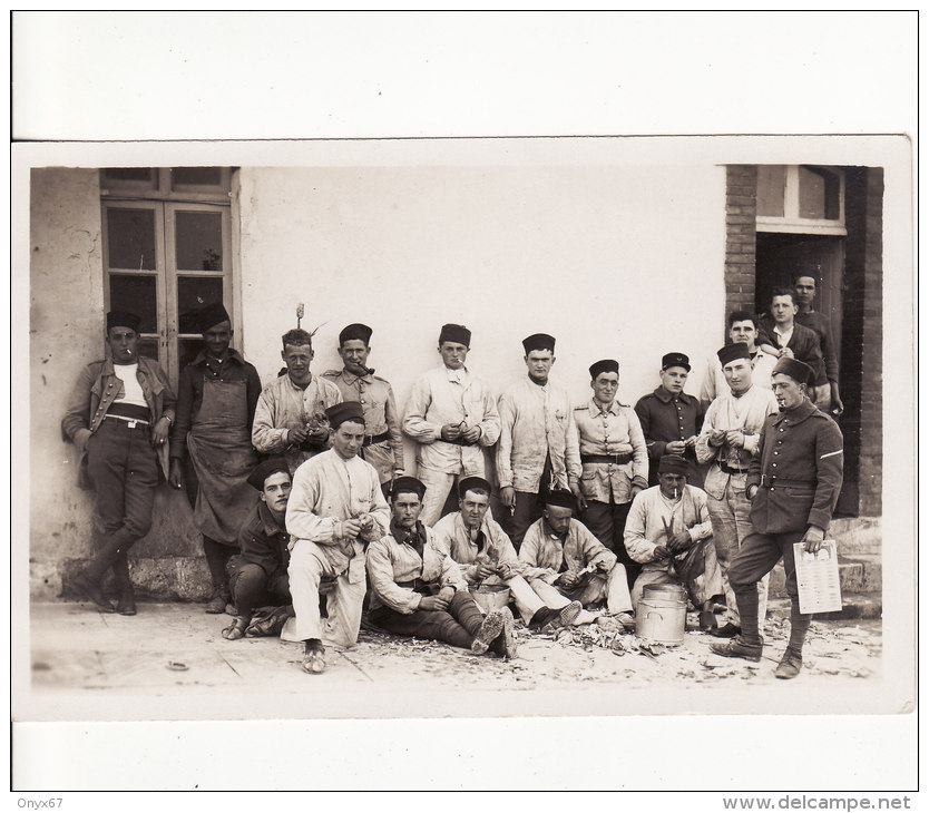 Carte Postale Photo De OUDJDA (Maroc)  Le Camp De ZOUAVES - ZOUAVE-Militaire En Afrique Du Nord - VOIR 2 SCANS - - Autres & Non Classés