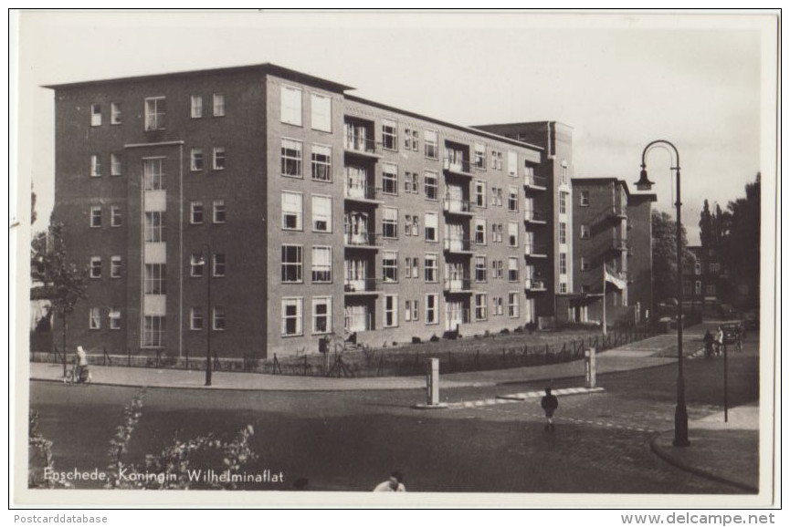 Enschede, Koningin Wilhelminaflat - Enschede