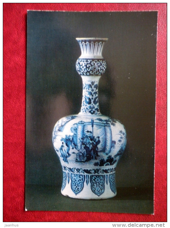 Vase Depicting Scenes From The Chinese Theatrical Performances - Faience - Delftware - 1974 - Russia USSR - Unused - Autres & Non Classés