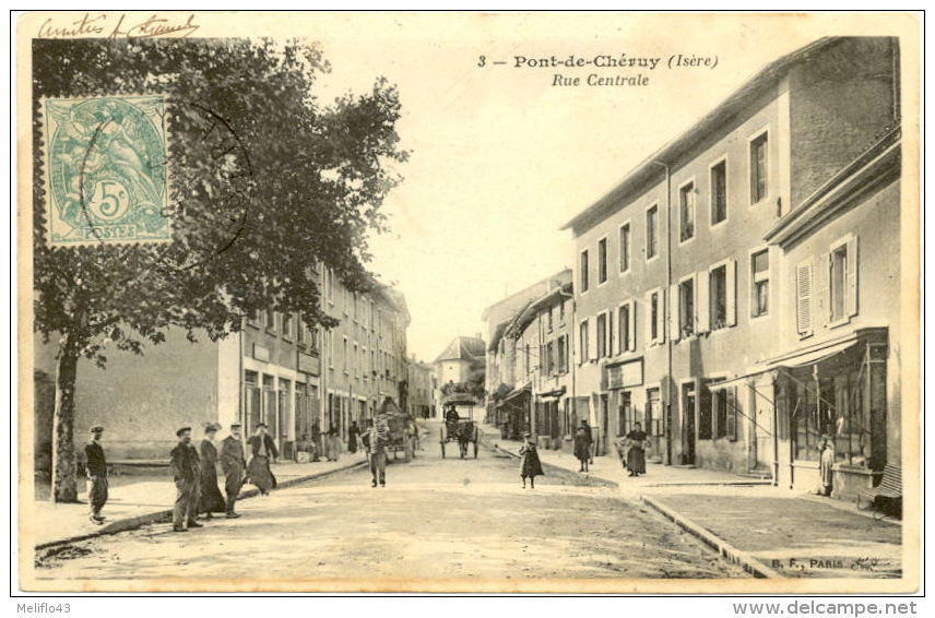 38/CPA A - Pont De Chéruy - Rue Centrale (trés Animée) - Pont-de-Chéruy