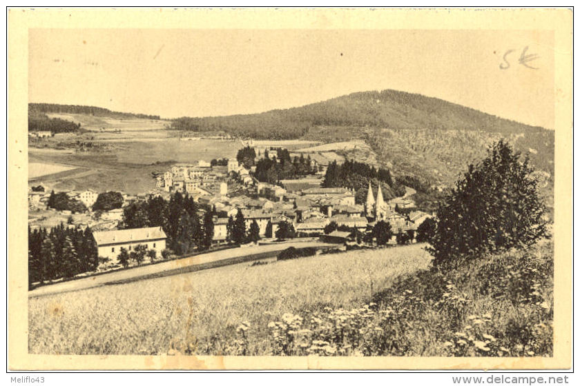 07/CPA - La Louvesc - Vue Générale Et Calvaire Du Mont Chair - La Louvesc