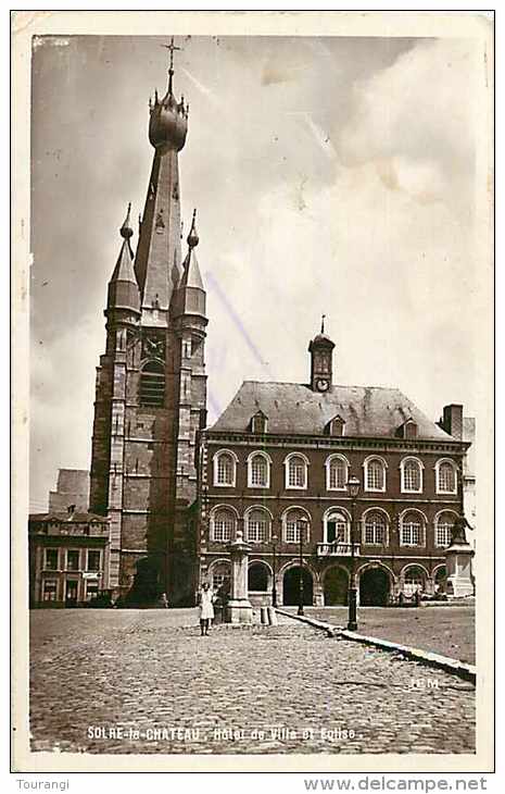 Oct13 863 : Solre-le-Château  -  Hôtel De Ville  -  Eglise - Solre Le Chateau