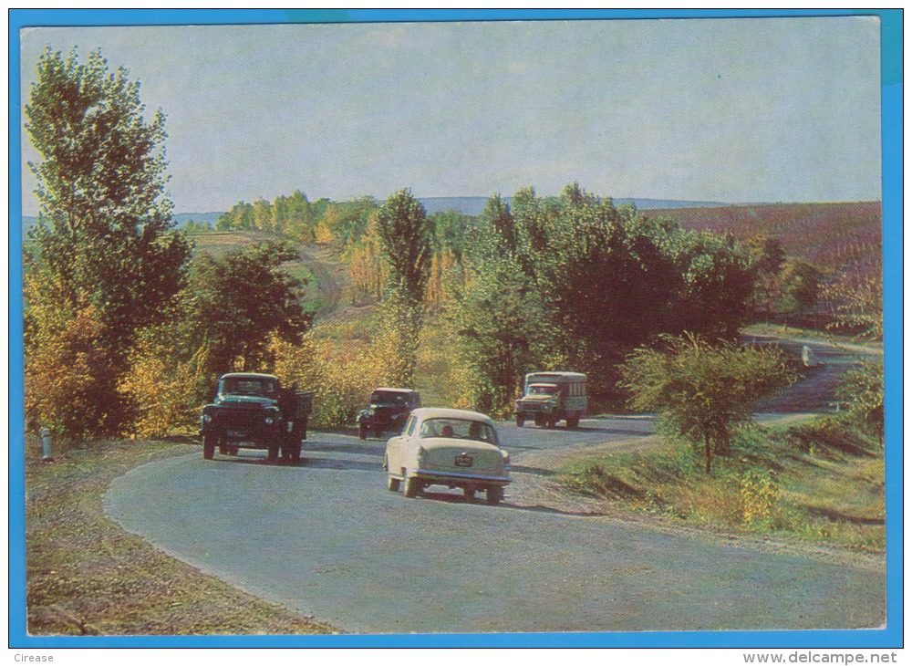 MOLDAVIAN LANDSCAPE AUTO CARS MOLDOVA POSTCARD - Moldova