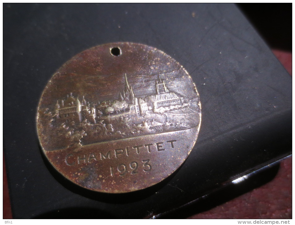 SUISSE - MEDAILLE CHAMPITTET 1923-  VOIR PHOTOS - Royaux / De Noblesse