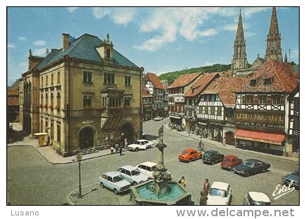 OBERNAI - La Place Du Marché, La Fontaine Sainte-Odile, L'Hôtel De Ville, La Rue Du Chanoine Gyss - Kosovo
