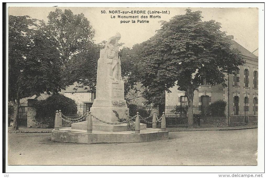 NORT SUR ERDRE , Le Monument Des Morts Pour La Patrie - Nort Sur Erdre