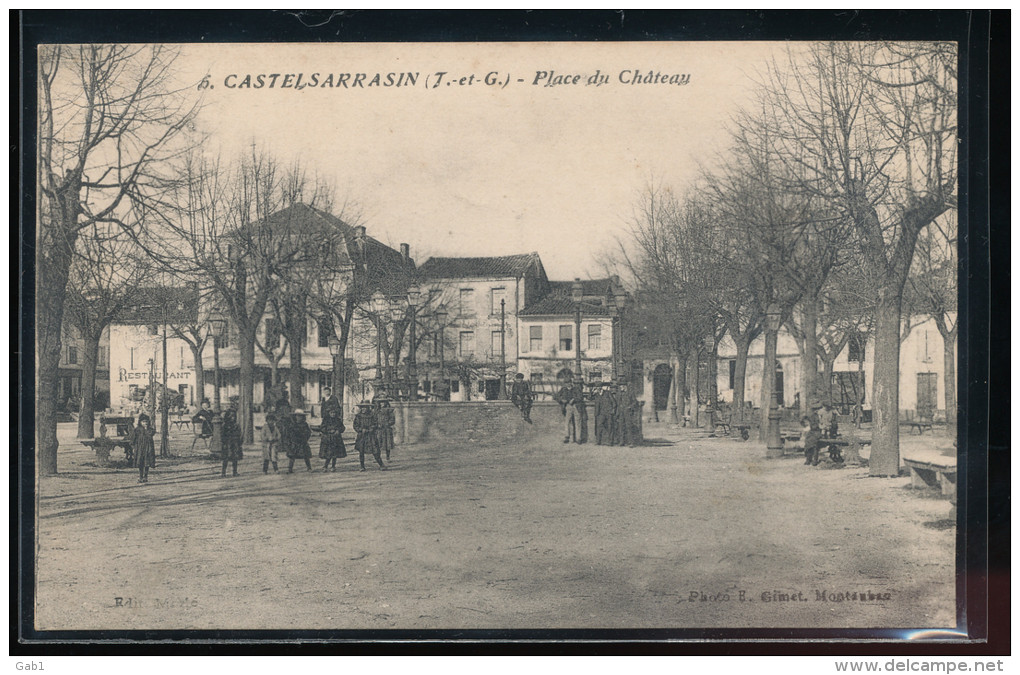 82 --- Castelsarrasin ---  Place Du Chateau - Castelsarrasin