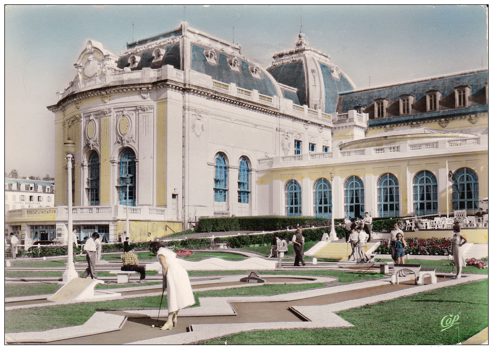 TROUVILLE Le Casino Et Le Golf Miniature Animé - Trouville