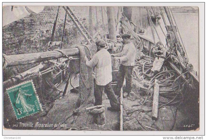 REPARATION DES FILETS DE PECHE - TROUVILLE - CALVADOS - ECRITE 1911 - 2 SCANS - - Pesca