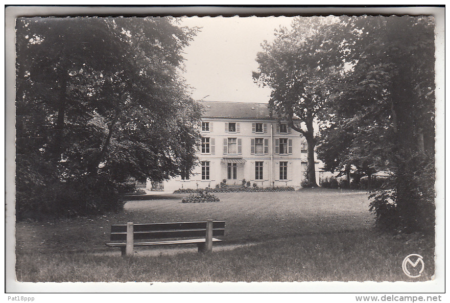 BEAUMONT SUR OISE 95 - Le Parc De L'Hotel De Ville - CPSM Dentelée PF N° 1268 - Val D'Oise - Beaumont Sur Oise