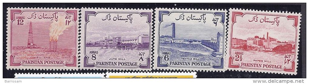 Pakistan1955: Michel73-6mnh** - Pakistan