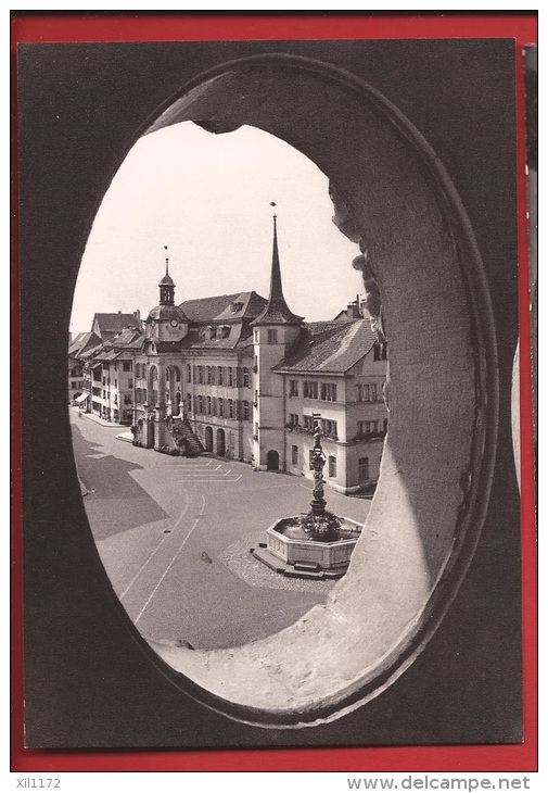 ADS-056 Zofingen, Ausblick Auf Rathaus, Alte Stadtkasse Und Thutbrunnen. Nicht Gelaufen - Zofingen