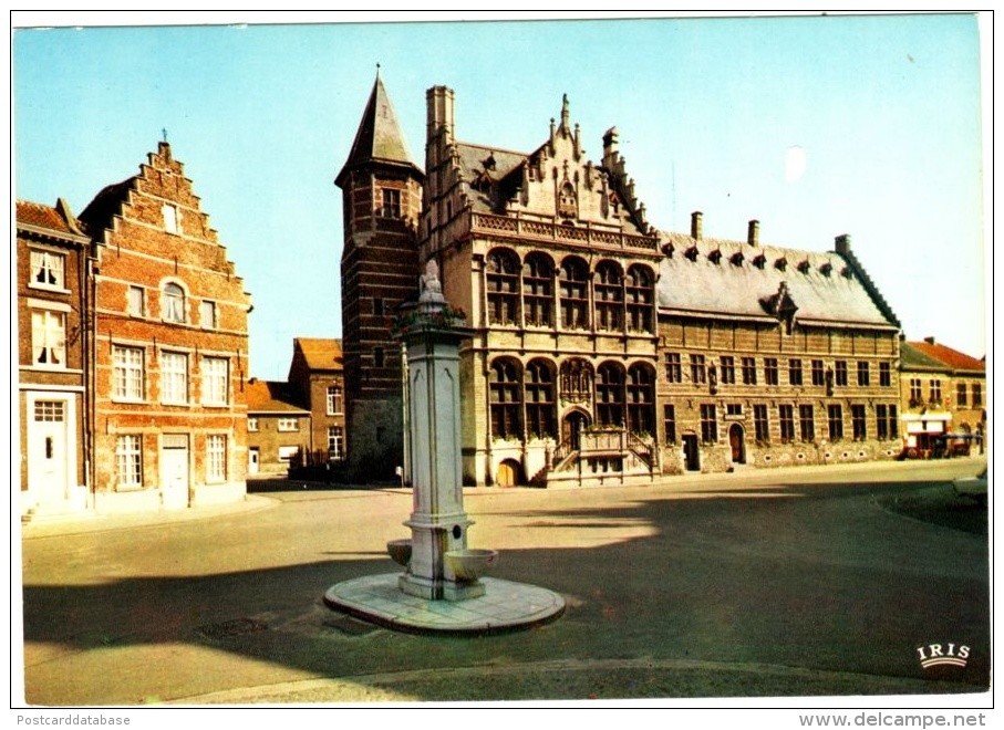 Zoutleeuw - Stadhuis En Hallen - & Pump - Zoutleeuw