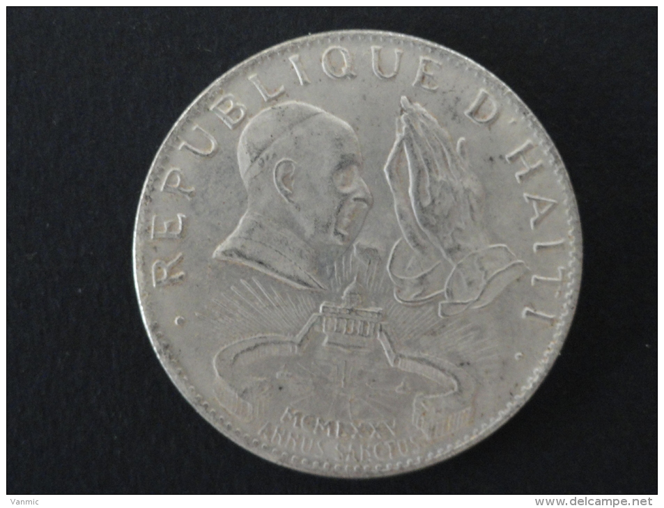 1975 - FAUSSE MONNAIE - 50 Gourdes Haïti - 38 Mm De Diamètre - Haití