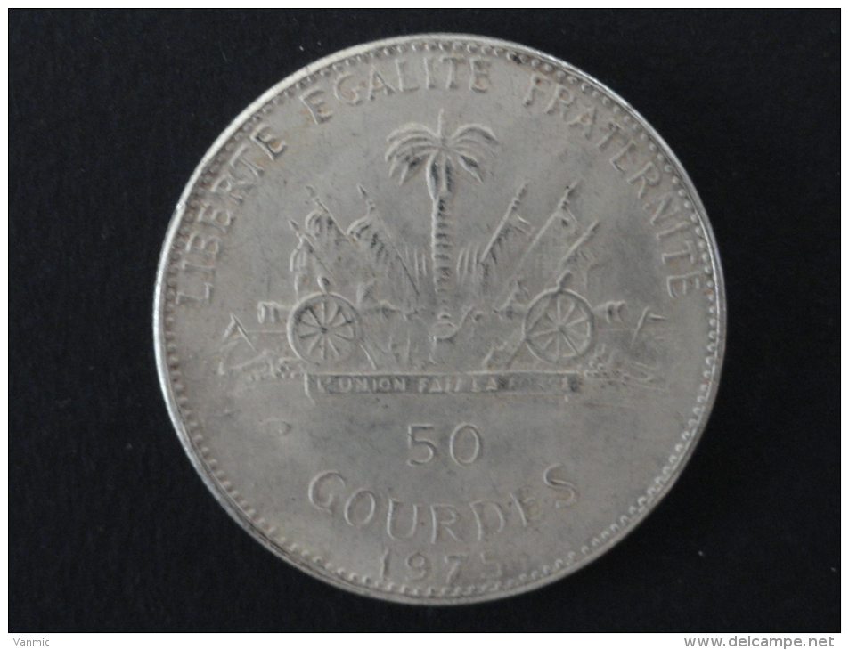1975 - FAUSSE MONNAIE - 50 Gourdes Haïti - 38 Mm De Diamètre - Haïti