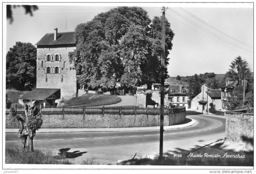 AVENCHES (Suisse) Rue Musée Romain - Avenches