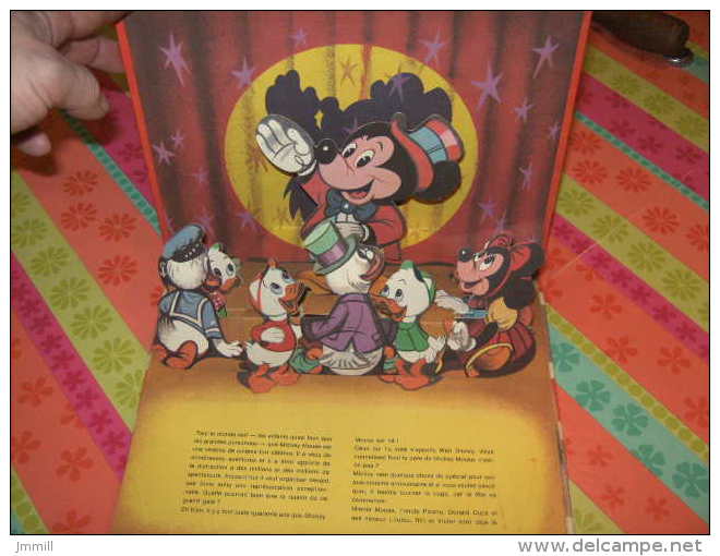 Livre A Systeme Pop Up : Mickey Mouse Vedette De Dessin Animé  1970 Editions Disney  Livre A Systemes Hop La - Disney