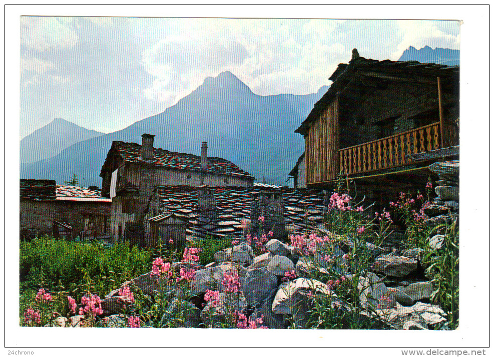 Bonneval Sur Arc: Sur La Route Du Col De L' Iseran, Pittoresques Maisons Aux Toits De Lauzes (13-4130) - Bonneval Sur Arc