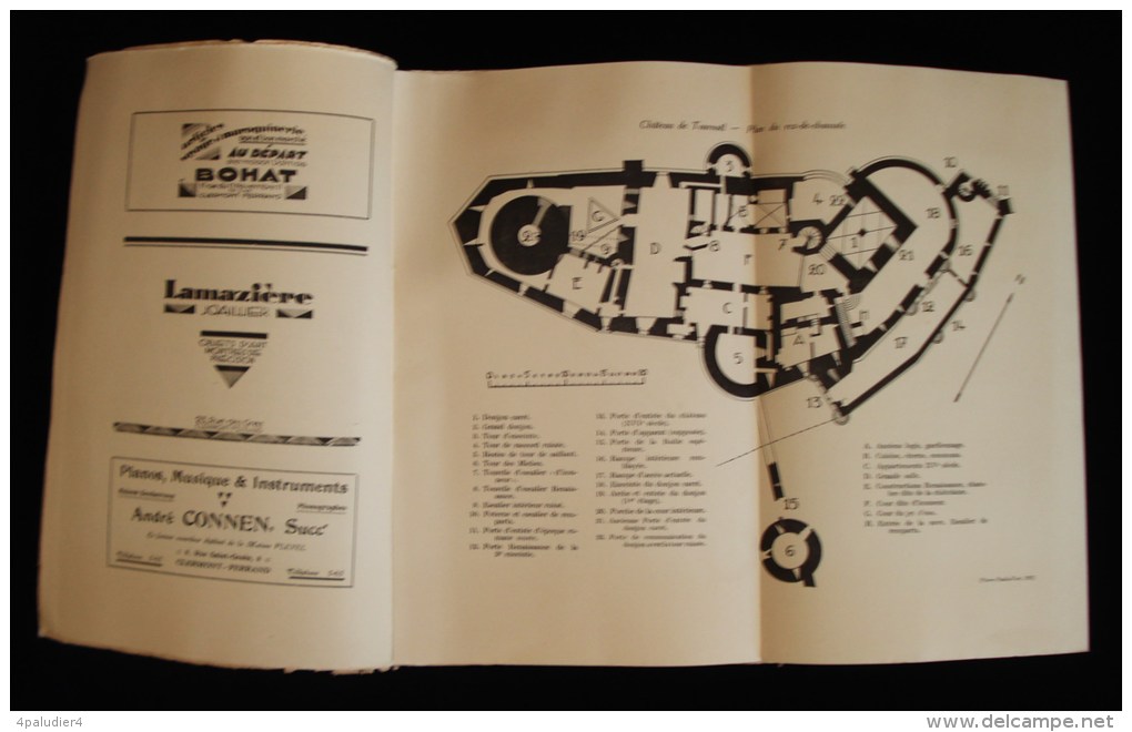 AUVERGNE VOLVIC ( Puy-de-Dôme) LE CHÂTEAU DE TOURNOËL EN BASSE-AUVERGNE Pierre BALME 1937 - Auvergne