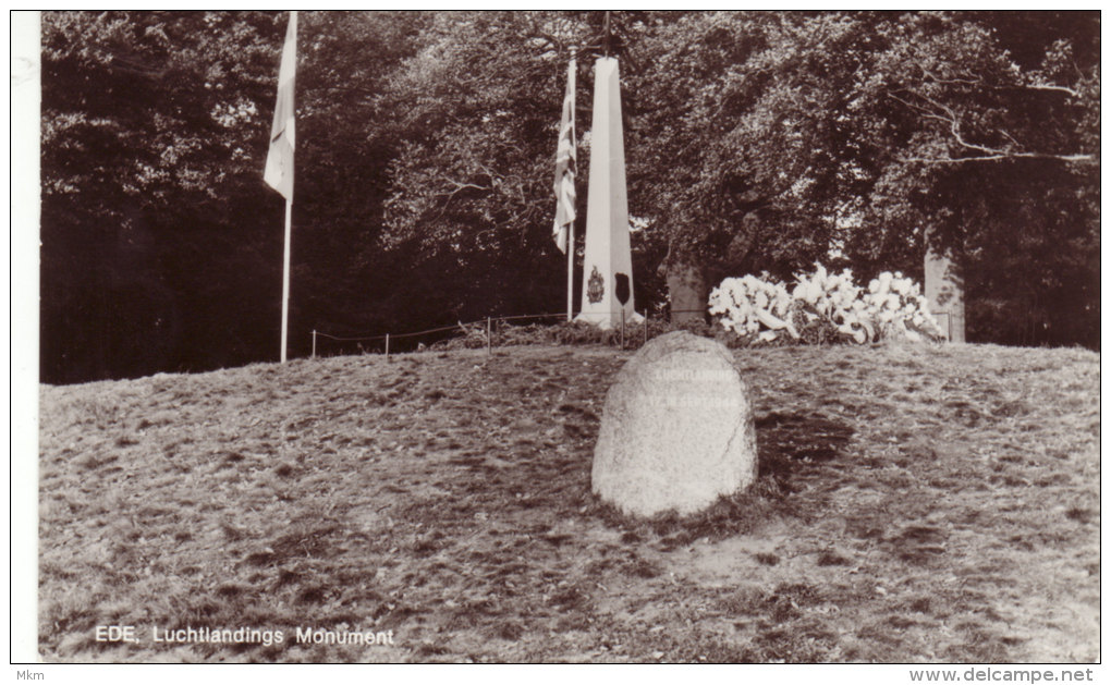 Luchtlandings Monument - Ede