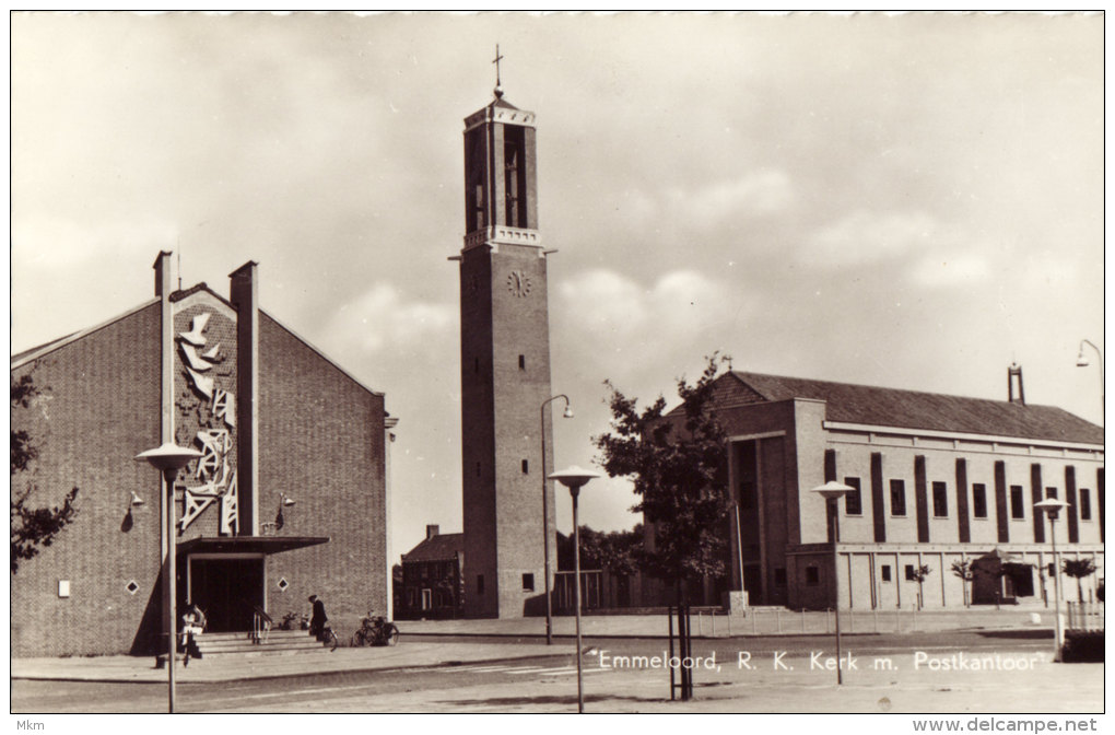R.K. Kerk Met Postkantoor - Emmeloord