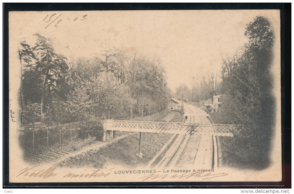 78 --- Louveciennes --- Le Passage A Niveau - Louveciennes