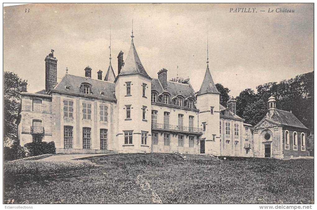 Pavilly   76    Le Château  (en Partie Décollée) - Pavilly