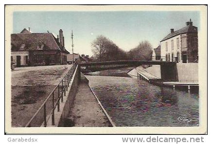 CPA De CHATILLON COLIGNY - Le Canal Et Le Pont Du Puyrault. - Chatillon Coligny