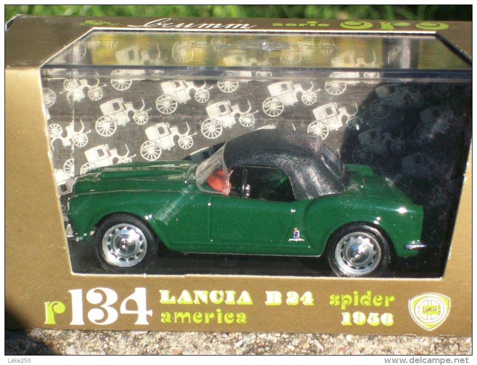 BRUMM -  R 134  LANCIA AURELIA B24 AMERICA SPIDER  AVEC SA BOITE Scala 1/43 - Brumm