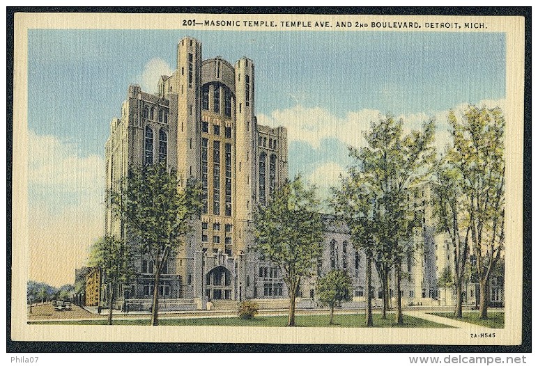 201 - Masonic Temple, Temple Ave. And 2nd Boulevard, Detroit, Mich. ----- Postcard Not Traveled - Detroit