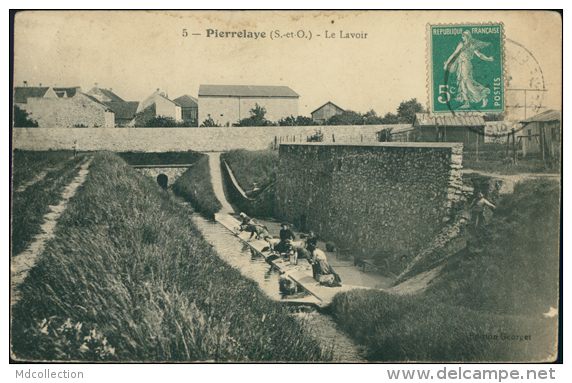 95 PIERRELAYE / Le Lavoir / - Pierrelaye