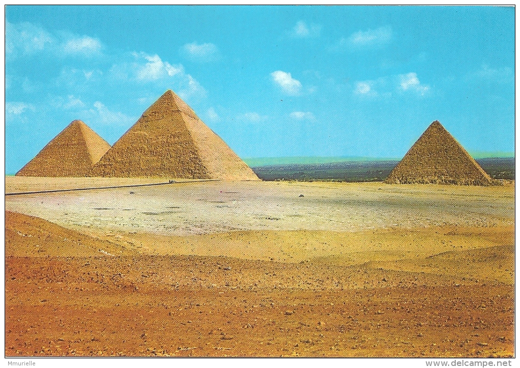 EGYPTE-GIZA The Pyramids-MB - Pyramides