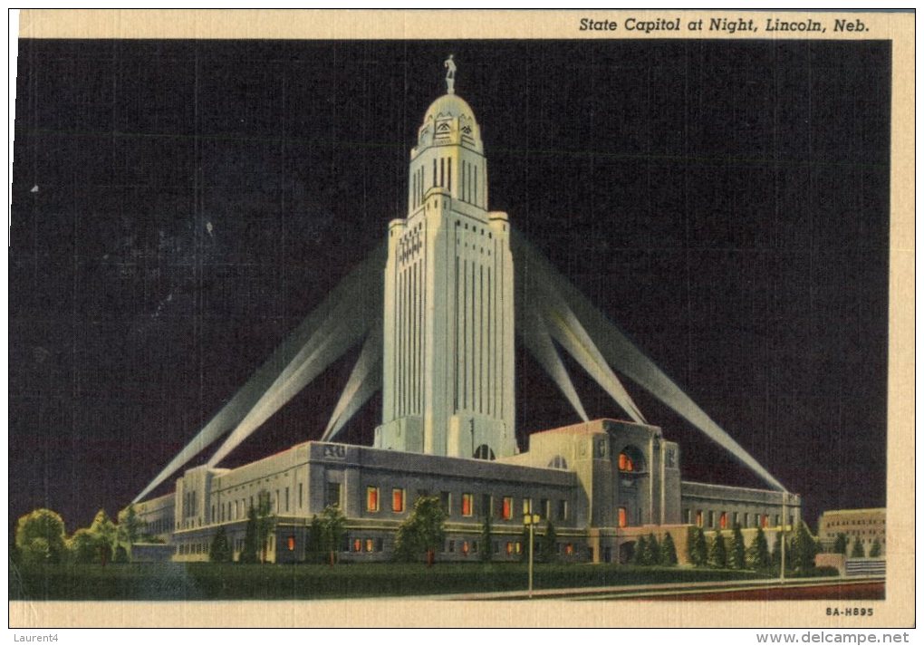 (618)  Very Old Postcard USA Cartte Ancienne - Lincoln State Capitol At Night With Spot Light - Lincoln
