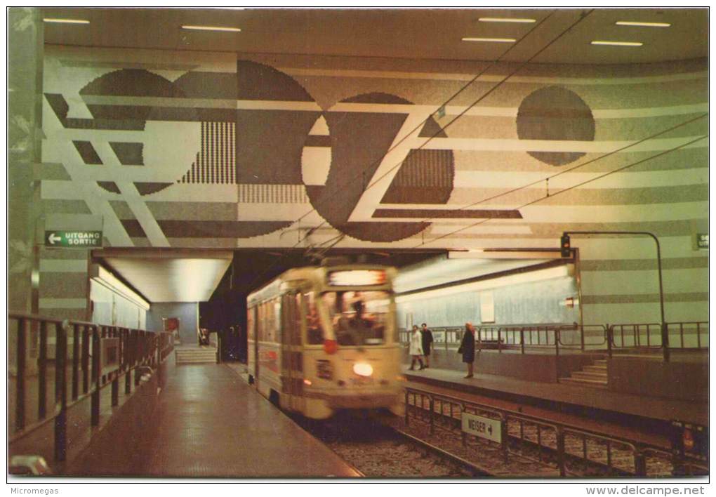 BRUXELLES - Métro - L.5 "Diamant" - Metro