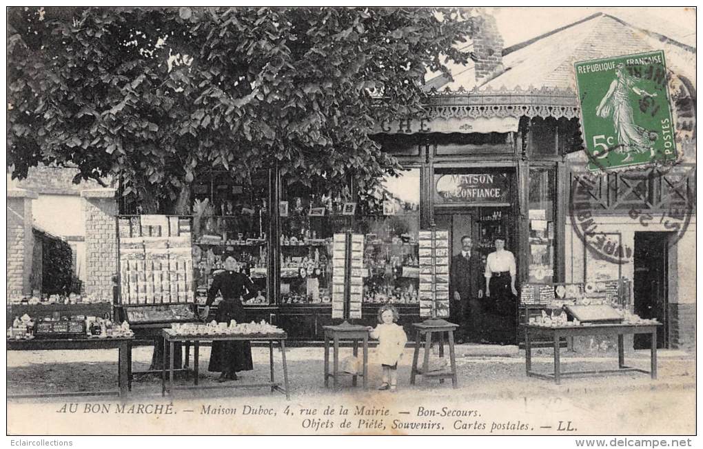 Bonsecours   76    Magasin Au Bon Marché  Vente De Cartes Postales .Objets De Piété Maison Duboc - Bonsecours