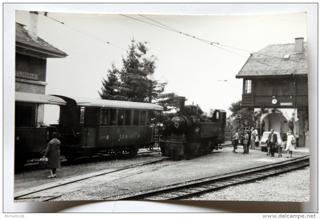 Photo Loco 105, Voitures CEG Et CP Gare De Chamby Cliché Schnabel - Gares - Avec Trains