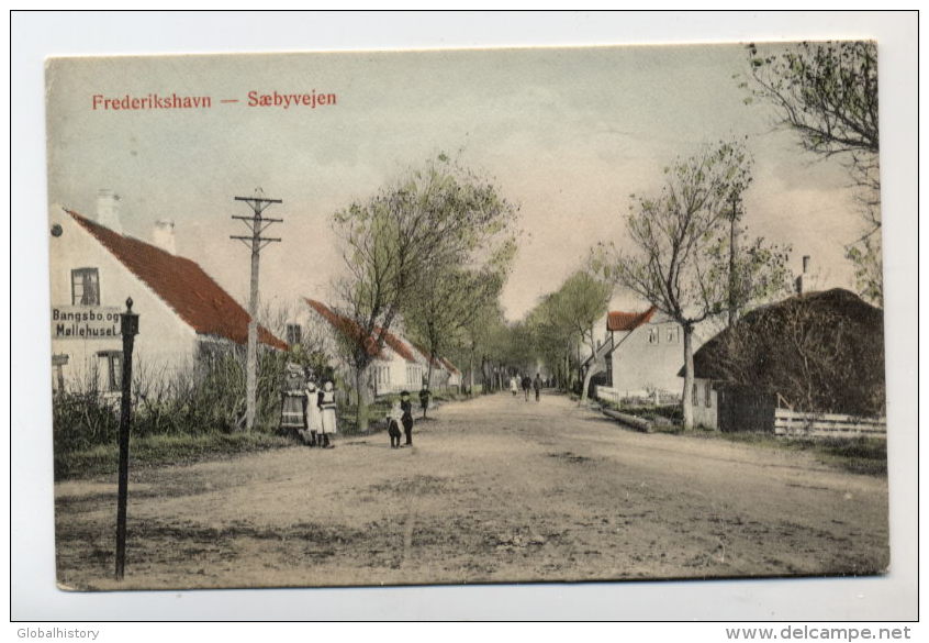 DENMARK - FREDERIKSHAVN - SAEBYVEJEN - STREET SCENE - Danemark