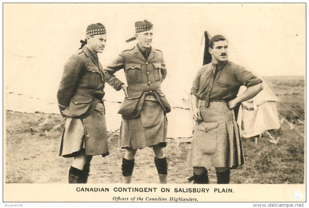 1914 - Canadian Contingent On Salisbury Plai - Officiers  Of The Canadian Highlanders -. CPA En Bel Etat (voir 2 Scans) - Guerra 1914-18