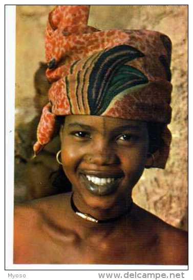 Tchad Jeune Fille Arabe A N'DJAMENA Photo J Gabin - Tchad