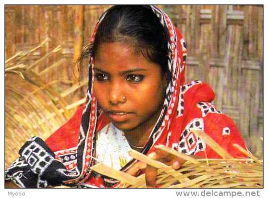 BANGLADESH Photo Orchidees Ciric, Visage De Jeune Fille, Fabrication De Panier? - Bangladesh