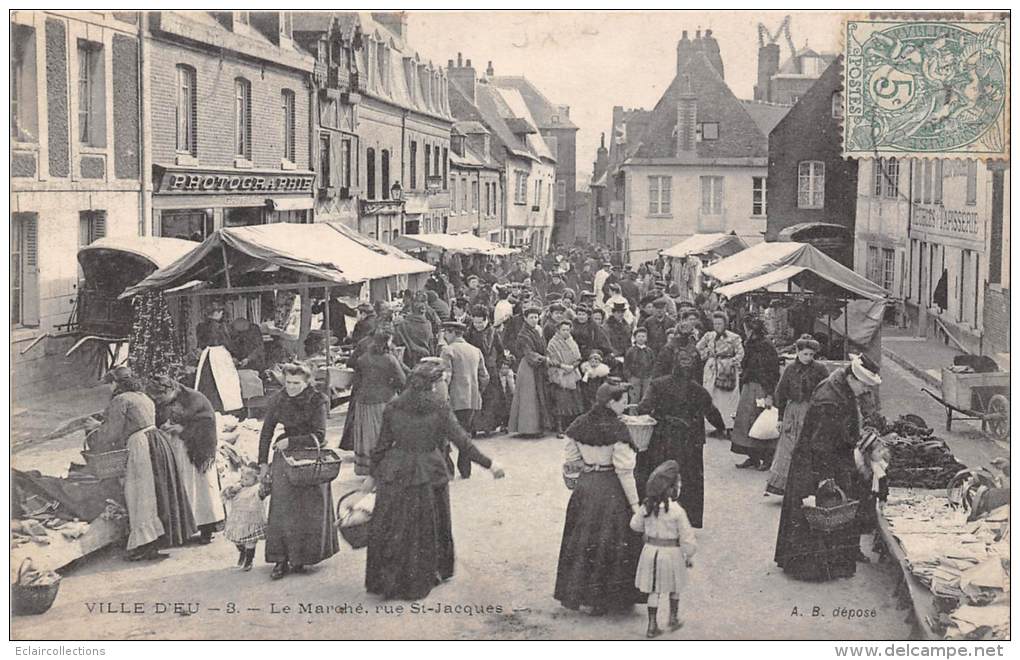 Eu   76    Place St Jacques. Le Marché - Eu