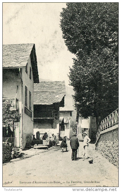 CPA 38 ENVIRONS D ALLEVARD LA FERRIERE GRANDE RUE - Allevard